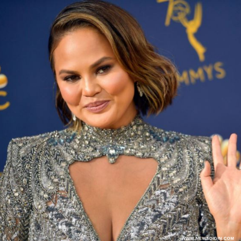 Chrissy Teigen | About, Early Life And Many More
